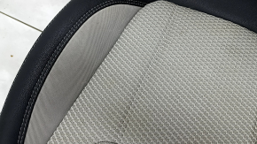 Subaru Forester 19-21 SK passenger seat without airbag, manual, black and gray, combined cloth, heated, dry-cleanable