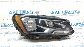 Right front headlight VW Passat b8 16-19 USA halogen