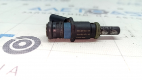 Low-pressure fuel injector for Audi A6 C7 16-18 3.0T