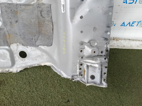 The trunk trough of the Toyota Prius V 12-17 is drilled out