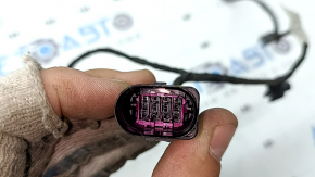 The front bumper wiring harness for the Audi A6 C7 16-18 is broken, and the connector mount is broken.