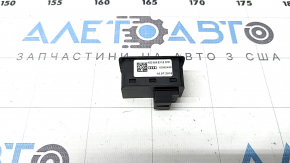 Audi A6 C7 12-18 trunk lid closing button with lock