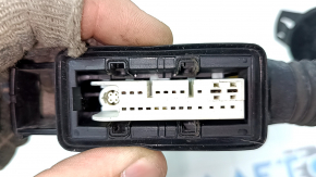 Wiring for the front right door of an Audi A6 C7 12-18 for keyless entry and a camera