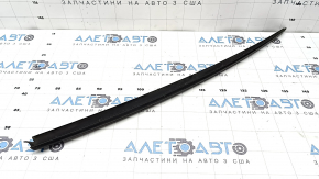 Left windshield molding for Audi A6 C7 12-18 (scratch)