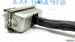 The rear left door stop on a Ford Ecosport 18-22 is cracked.