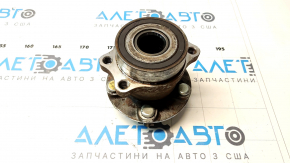 The rear right hub of a Subaru Forester 14-18 SJ is humming.
