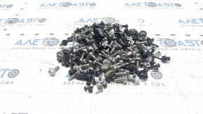 Nissan Ariya 23-25 interior hardware incomplete