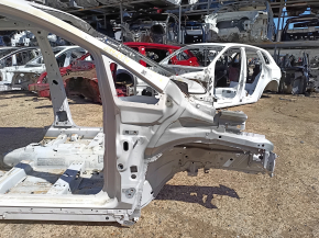 Ford C-max MK2 13-18 front right quarter panel, white