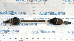 The rear left half-shaft of a Ford Ecosport 18-22 AWD is rusty.