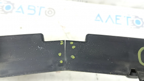 Mercedes GLC 300 20-22 front bumper center upper mount crack