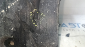 Audi A4 B9 17-19 engine guard: cracks, dents, broken corner
