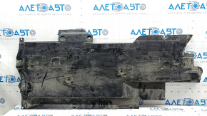 The left underbody protection of a Mazda 6 2014-2017 is cracked.