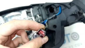 The steering wheel is naked, Ford Fusion mk5 17-20, black leather, heated, peeling.