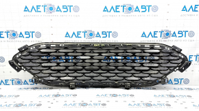 Ford Escape MK4 2020-22 grille, black gloss mesh, chrome frame, scratches, broken frame