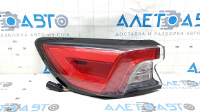 Ford Escape MK4 20-22 halogen outer fender light, left, scratches