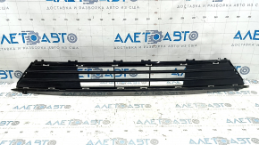 Ford Fusion mk5 17-18 front bumper lower grille, sand texture