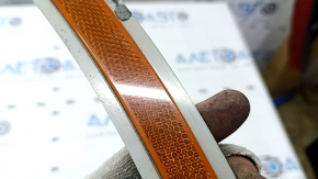 The front bumper reflector, right, BMW 5 G30 17-23, is worn.