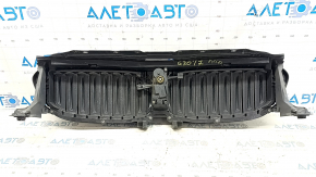 BMW 5 G30 17-22 radiator grille assembly with radiator deflector louvers, chrome, cracked chrome, crack, broken mount, sand