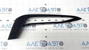 Right fog light frame for BMW 5 G30 17-20, gloss black, broken mount, cracked, scratches