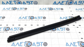 Jeep Compass 17-25 rear right inner door glass seal