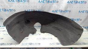 The rear right fender liner of a BMW 5 G30 17-23 has a torn fastener.
