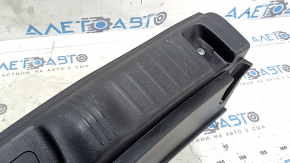 Jeep Compass trunk opening trim 17-24 scratches, scuffed