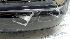 BMW X7 G07 19-22 LED front left headlight, no unit, no seal or bracket, broken mounts, cracks in housing, broken housing, broken glass, sand