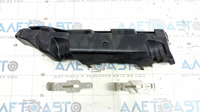 The front left headlight bracket for the BMW X7 G07 19-22 has broken fasteners.