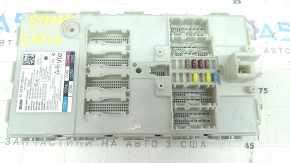 The Body Domain Controller (BDC) unit for the BMW 5 G30 17-23 has a broken mount.