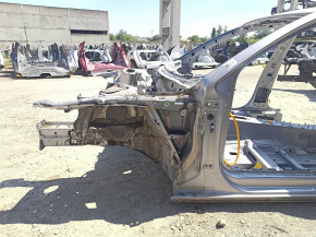 Front left quarter panel for Audi A4 B9 17-20 on the body, silver
