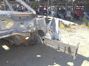 Front left quarter panel for Audi A4 B9 17-20 on the body, silver
