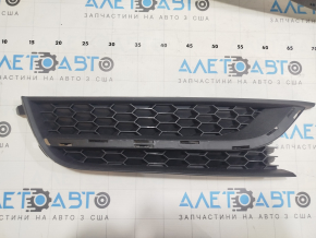 Right front bumper grille for VW Passat B7 12-15 USA without fog lights, with molding