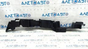 Right trunk floor mount BMW X7 G07 19-24 missing fragment, cracked