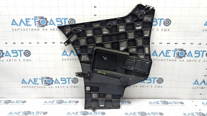 BMW X7 G07 19-22 right outer rear bumper mount crack