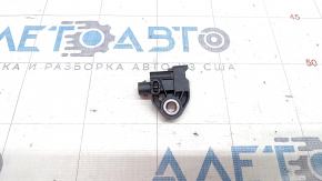 Jeep Compass 22-25 front right airbag sensor on TV