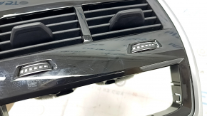 BMW X7 G07 center console air vent with trim, 19-24 scratches