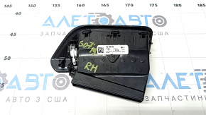 Right B-pillar air duct deflector BMW X7 G07 19-25 Black