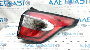 Ford Escape MK3 17-19 right outer fender light, scratches