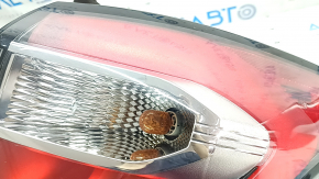 Ford Escape MK3 17-19 right outer fender light, scratches