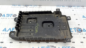 The battery tray on a Hyundai Ioniq 5 22-24 is cracked.