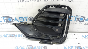 BMW X7 G07 19-22 closed front bumper grille, left, Pure Excellence, broken mount, missing fragment