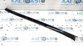 Left windshield molding for BMW X7 G07 19-24, glossy black, scratched