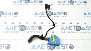 The BMW X7 G07 21-25 SRS airbag computer module chip is large.