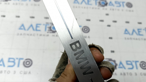 Front left door sill insert for BMW X7 G07 19-24, chrome with backlight, scratches