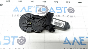 The driver's seat backrest tilt adjustment motor for the BMW X7 G07 19-25 is cracked.