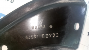 Right radiator bracket for Jeep Compass 23-25 2.0T is dented.