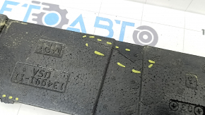 Left footboard insert for BMW X7 G07 19-25, foam, broken fasteners, cracks