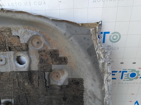 The trunk trough of the Mazda CX-5 17-24 has been sawed off.