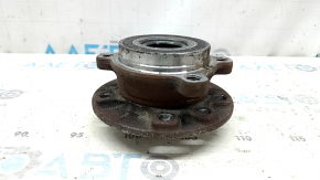 Jeep Compass 23-25 AWD rear right wheel hub, rusty