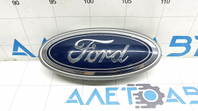 Ford Escape MK3 17-18 grille emblem, scratches, broken mount